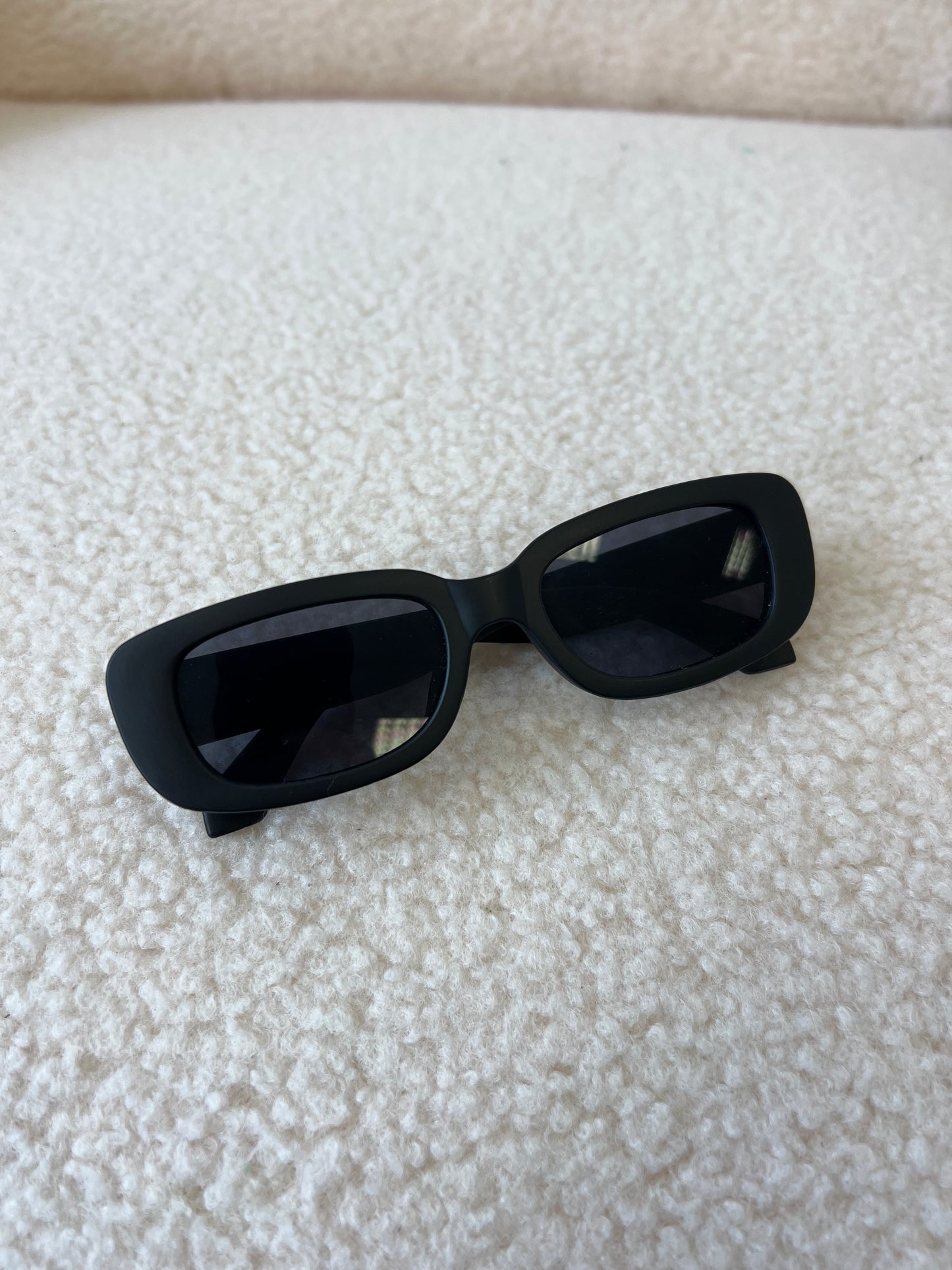 Black Rectangle Sunglasses