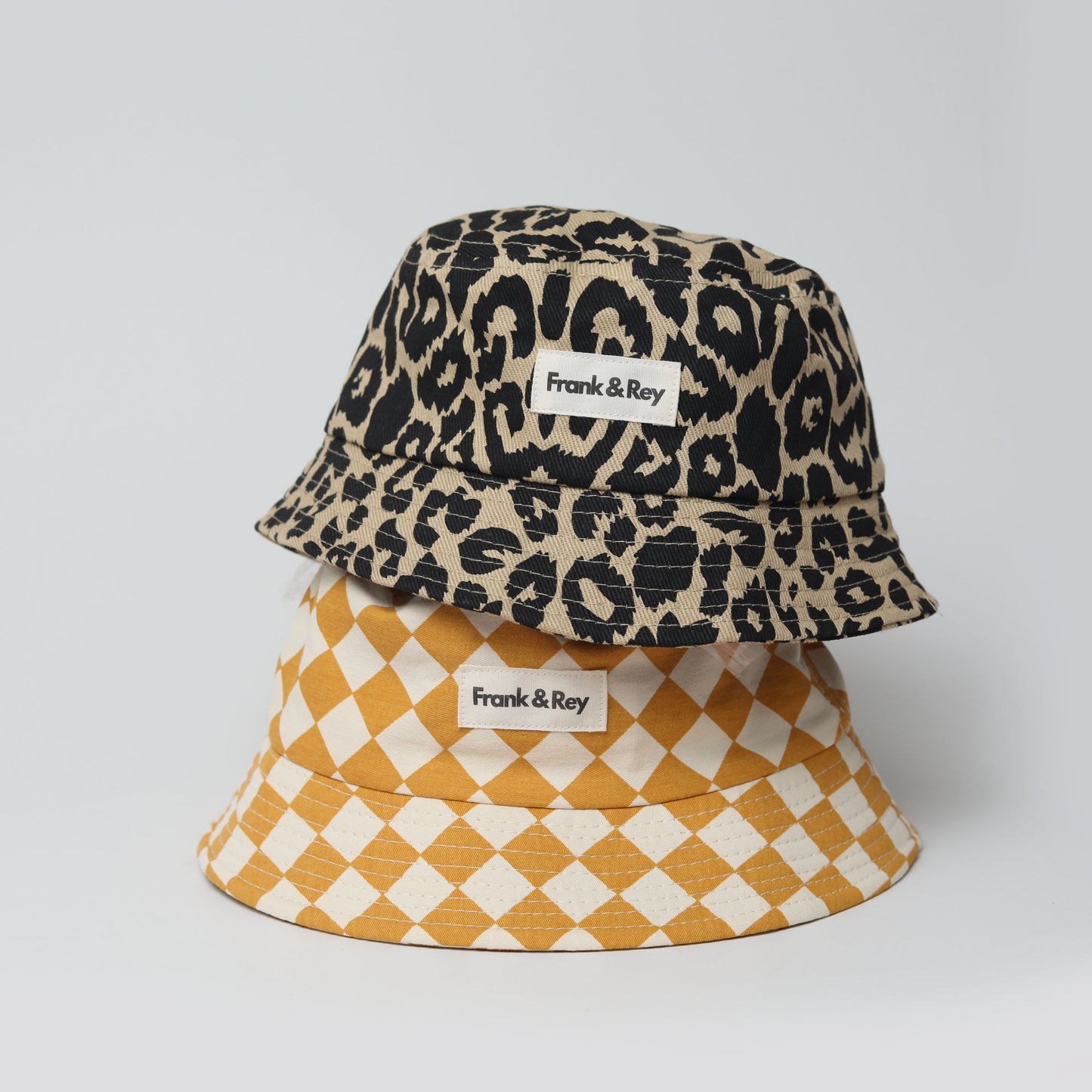 Leopard bucket Hat