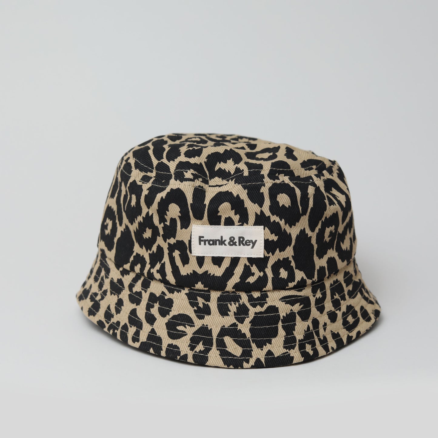 Leopard bucket Hat