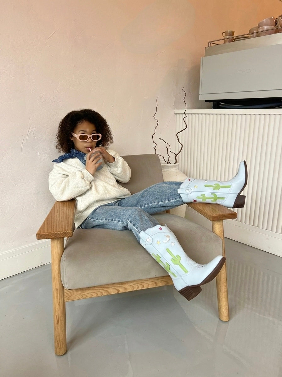 90’s Light Wash Jeans