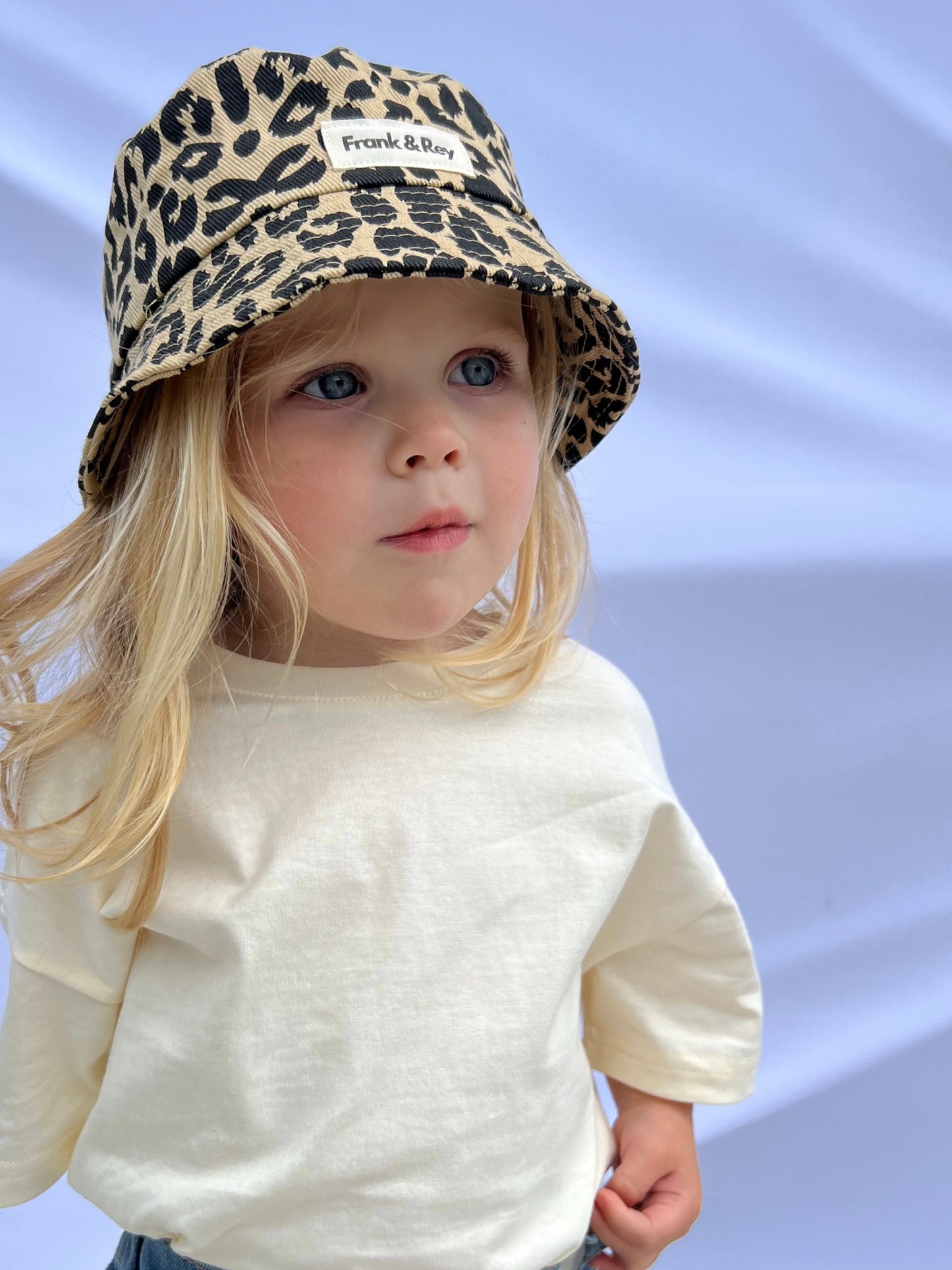 Leopard bucket Hat